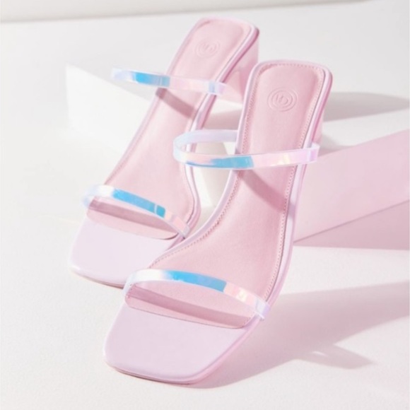 Urban Outfitters Shoes - Urban Outfitters Veronica Jelly Strap Chunky Heel